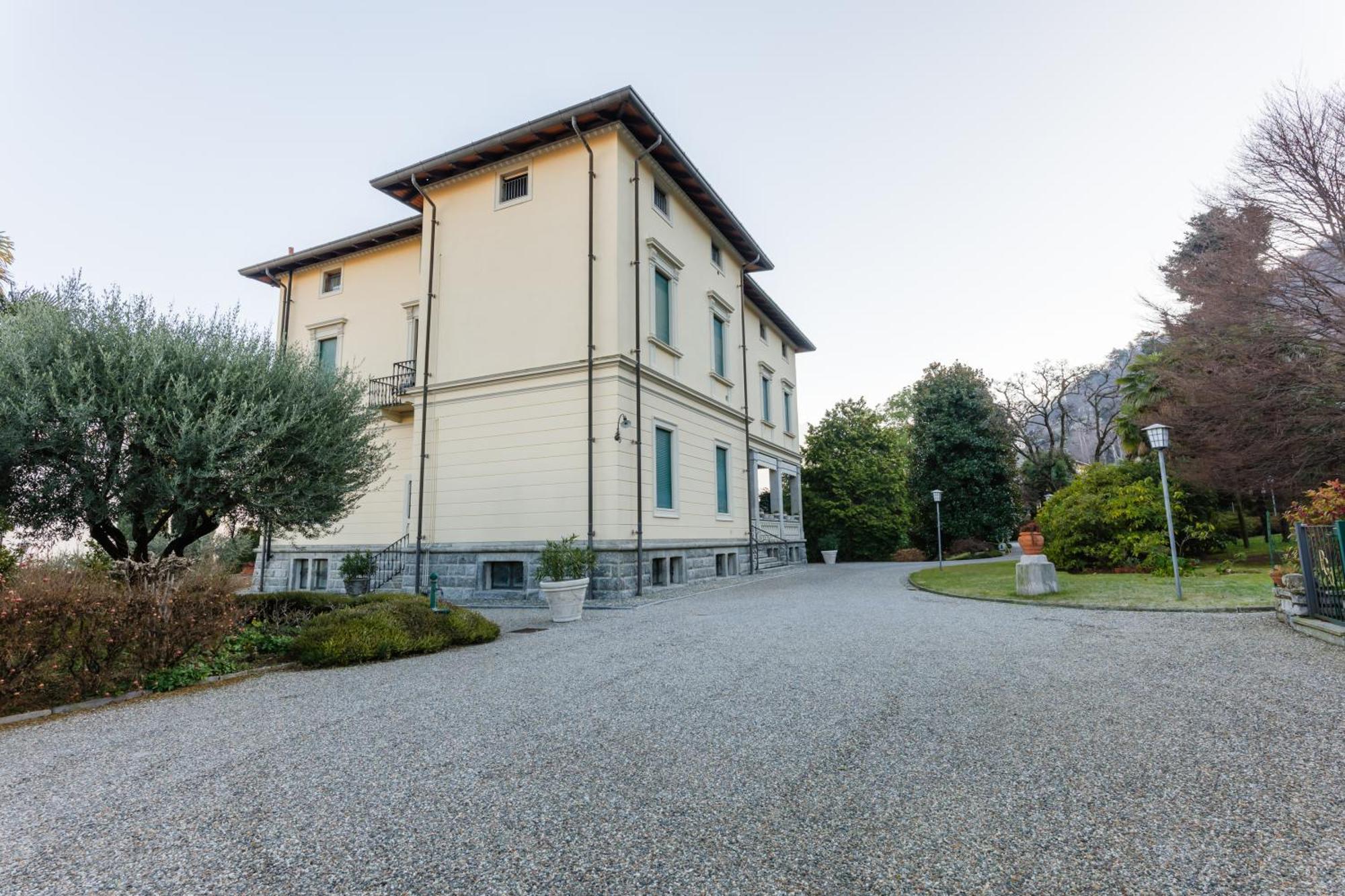 Regal Villa With Como Lake View And Free Parking Bellagio Kültér fotó